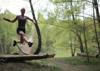 løb i skoven -åbning