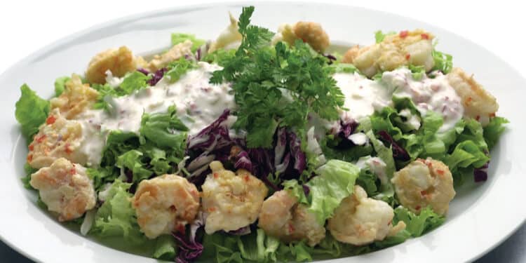 Salat med kinarejer