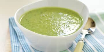 ærtesuppe med mynte