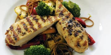 kyllingefilet med nudler