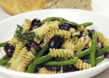 pastasalat med bønner