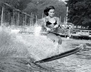 Lisser Frost-Larsen -vandski