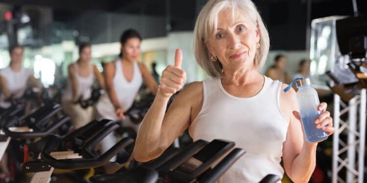 kvinder skal træne -cover