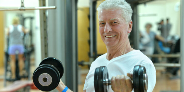 ældre og styrketræning