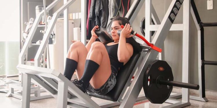 Hack Squat: Derfor er denne klassiske øvelse tilbage i rampelyset